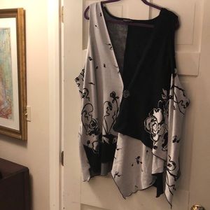 Stunning Lee Anderson Knit Top